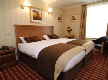 Waltons Hotel 3*