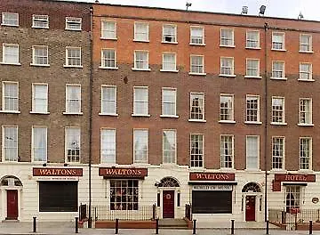Waltons Hotel 3*